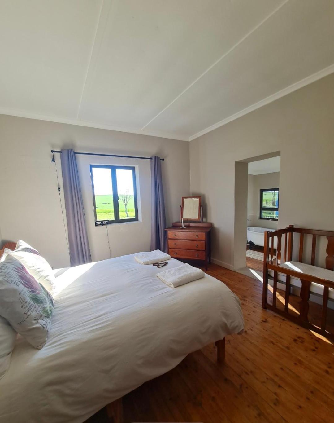 Die Blouhuis Farmhouse Retreat With A Hot Tub Cloeteskraal Exterior foto